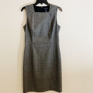 Ann Taylor Stretch Dress Wool & Polyester, Size 6